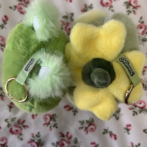 Nommi Plushies Keychain Chamomile and avocado for TWO! - Picture 8 of 9